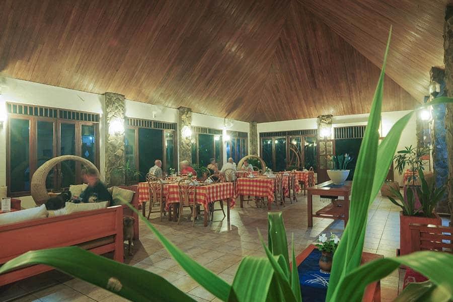 Restaurant & dining
